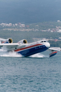 Самолет Бе-200
